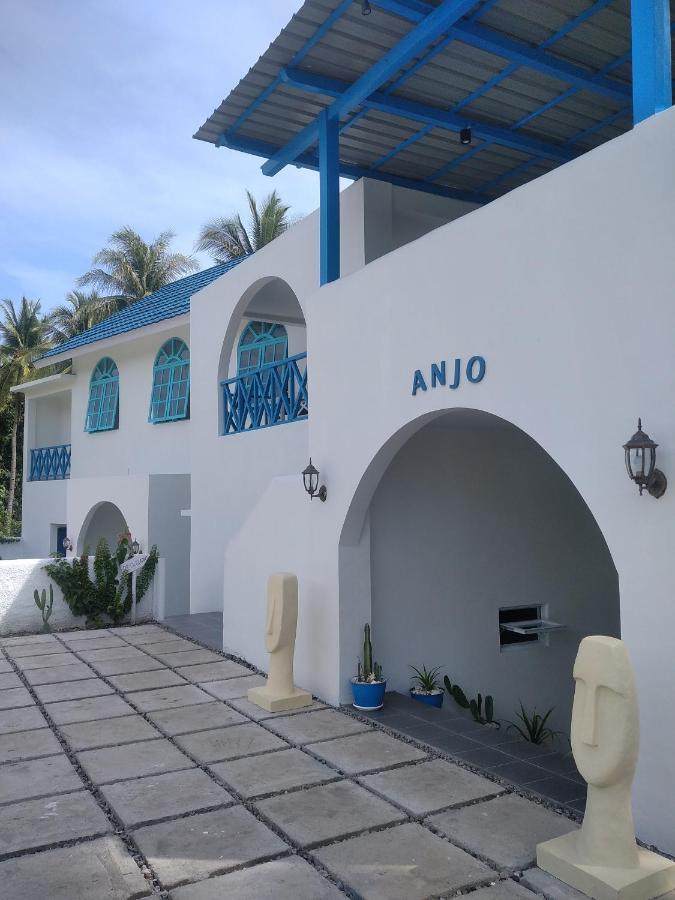Anjo Maumere Hotel & Restaurant Extérieur photo